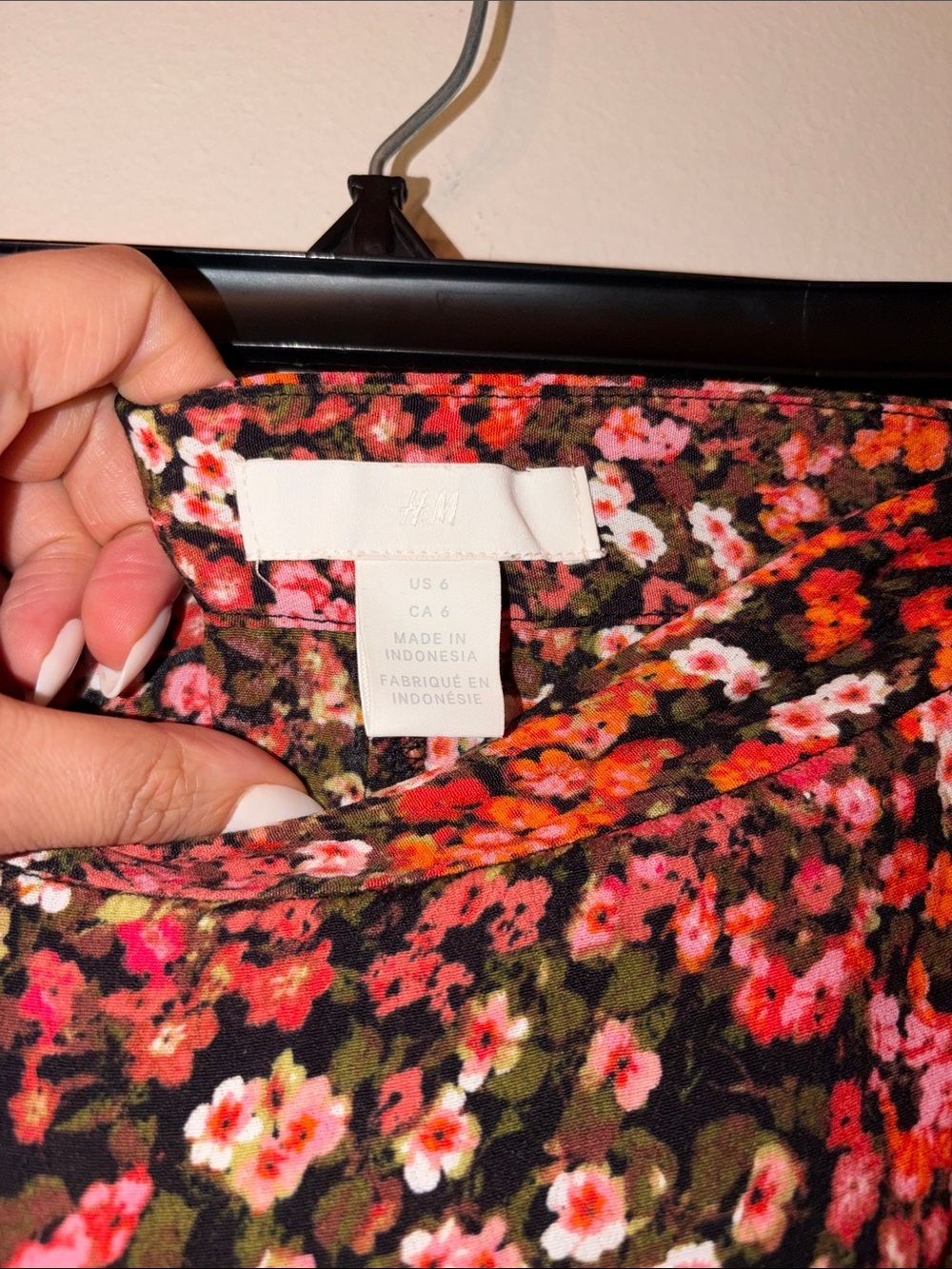 H&M Black Floral Maxi Skirt with Pink and Orange Blooms - Picture 2 of 4